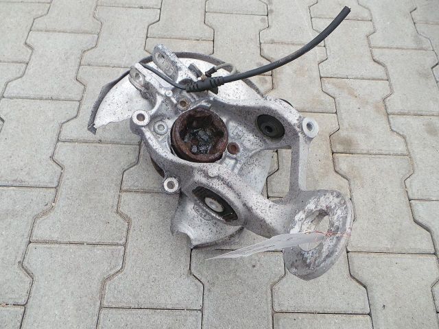 bontott AUDI A4 B8 Jobb hátsó Csonkállvány