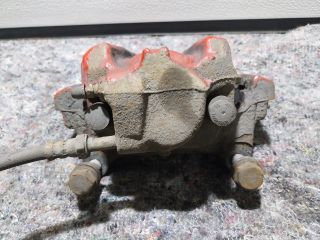 bontott AUDI A4 B8 Jobb hátsó Féknyereg Munkahengerrel