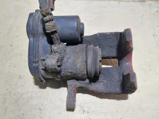 bontott AUDI A4 B8 Jobb hátsó Féknyereg Munkahengerrel