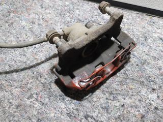 bontott AUDI A4 B8 Jobb hátsó Féknyereg Munkahengerrel