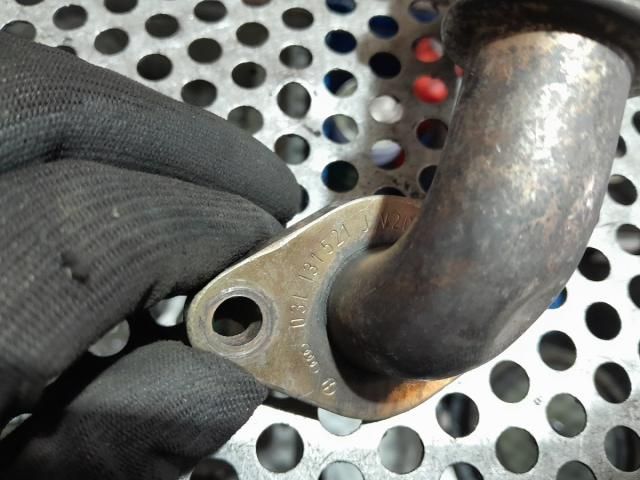 bontott AUDI A4 B8 Kartergázcső