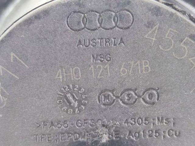 bontott AUDI A4 B8 Kiegészítő Vízszivattyú