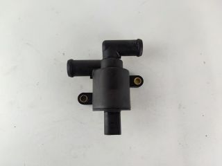 bontott AUDI A4 B8 Kiegészítő Vízszivattyú