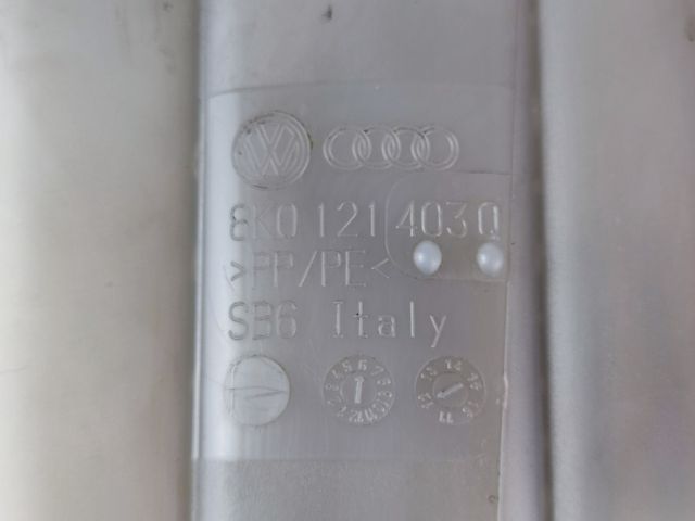 bontott AUDI A4 B8 Kiegyenlítő Tartály