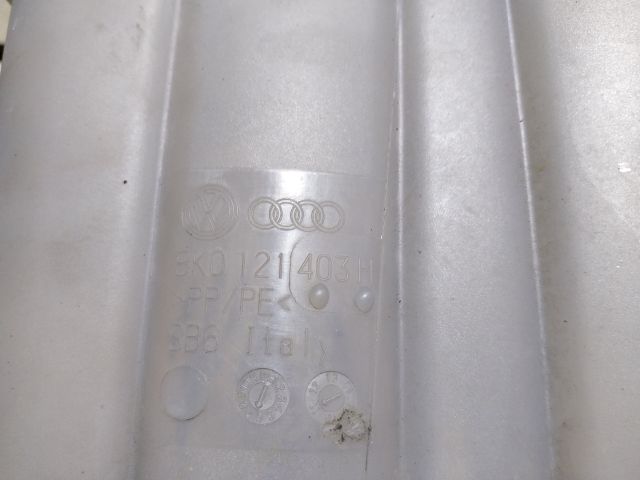 bontott AUDI A4 B8 Kiegyenlítő Tartály