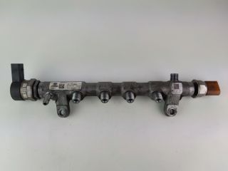 bontott AUDI A4 B8 Közösnyomócső