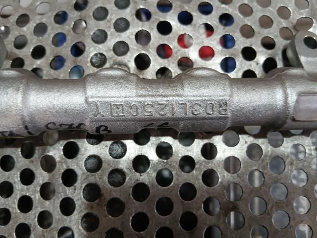 bontott AUDI A4 B8 Közösnyomócső