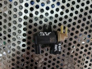 bontott AUDI A4 B8 Lefújószelep