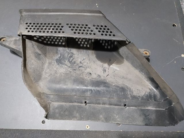 bontott AUDI A4 B8 Légbeömlő Cső