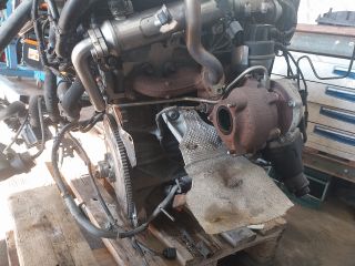 bontott AUDI A4 B8 Motorblokk (Fűzött)