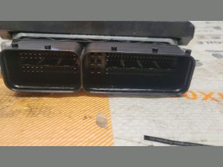 bontott AUDI A4 B8 Motorvezérlő