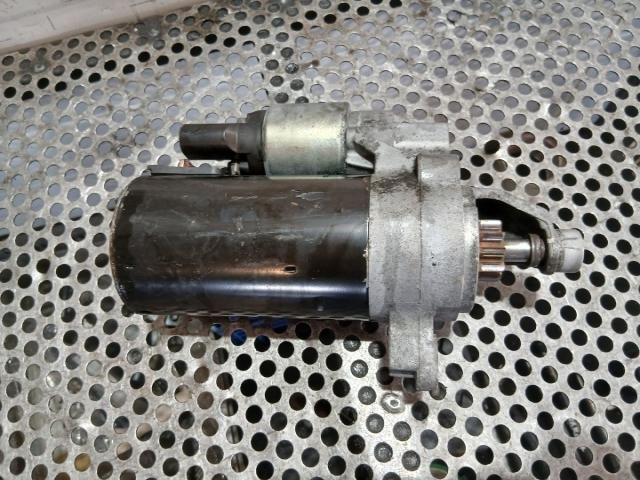 bontott AUDI A4 B8 Önindító