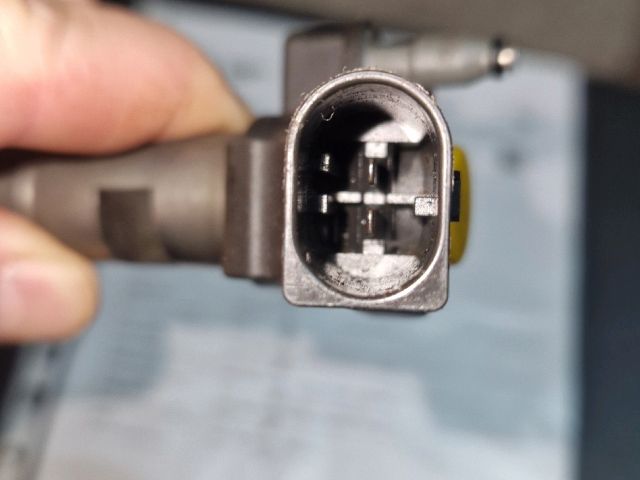 bontott AUDI A4 B8 Porlasztó (1 db)