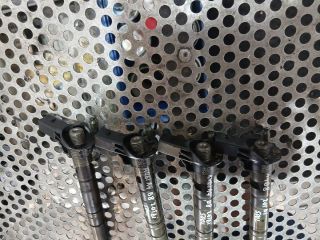 bontott AUDI A4 B8 Porlasztó Sor / Híd