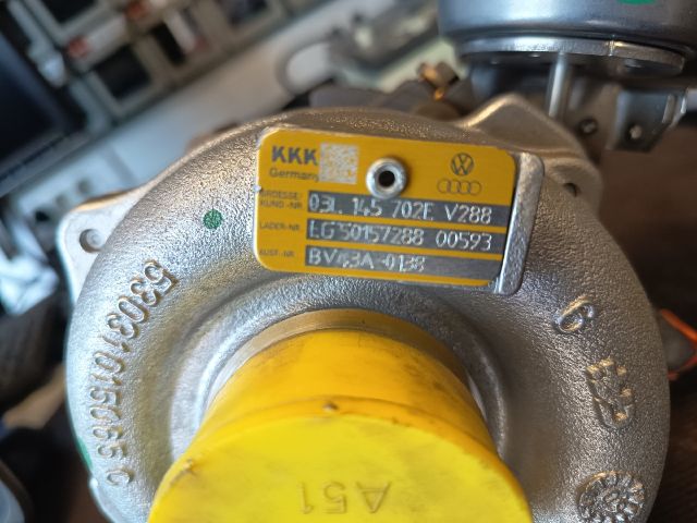 bontott AUDI A4 B8 Turbó