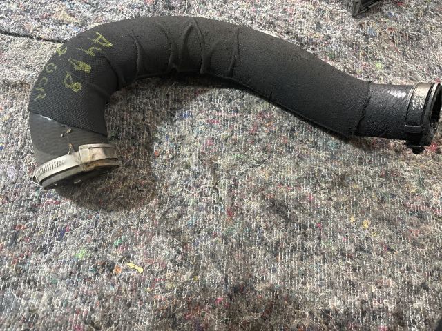 bontott AUDI A4 B8 Turbócső