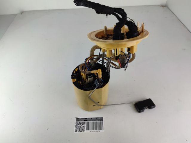 bontott AUDI A4 B8 Üzemanyag Szivattyú