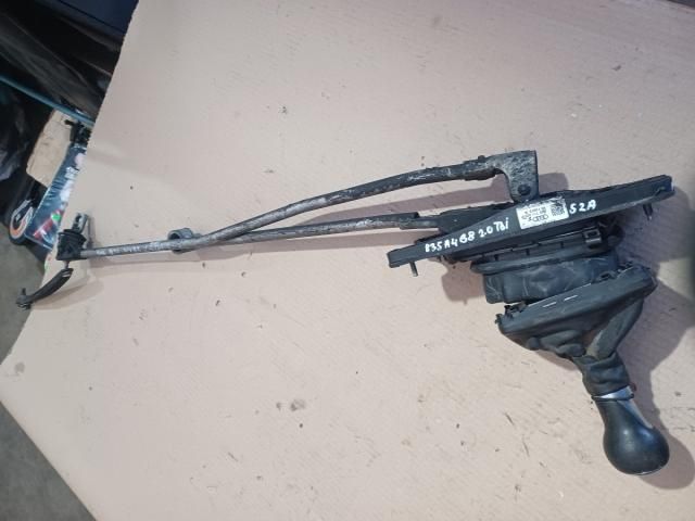 bontott AUDI A4 B8 Váltó Kulissza