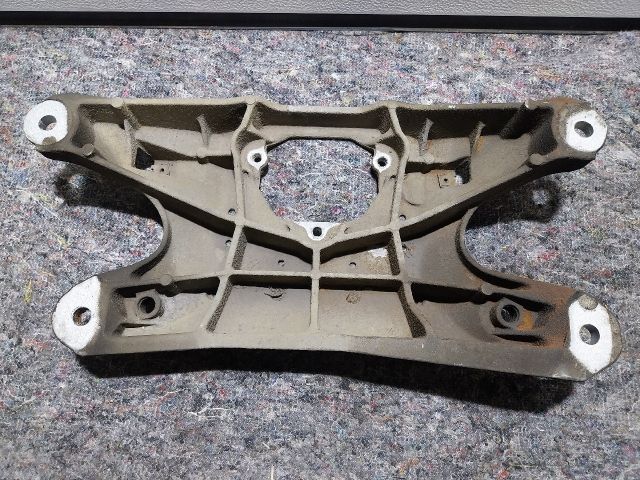 bontott AUDI A4 B8 Váltó Tartó Bak (Pozíciófüggetlen)