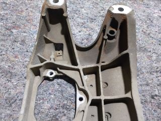 bontott AUDI A4 B8 Váltó Tartó Bak (Pozíciófüggetlen)