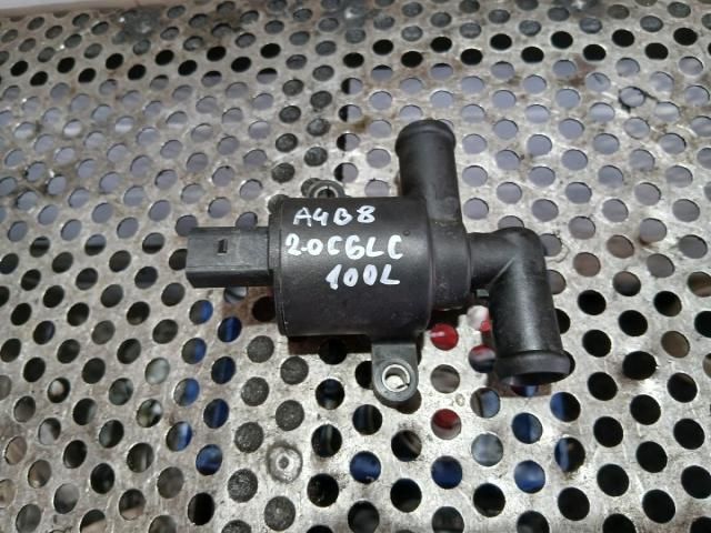 bontott AUDI A4 B8 Vízpumpa