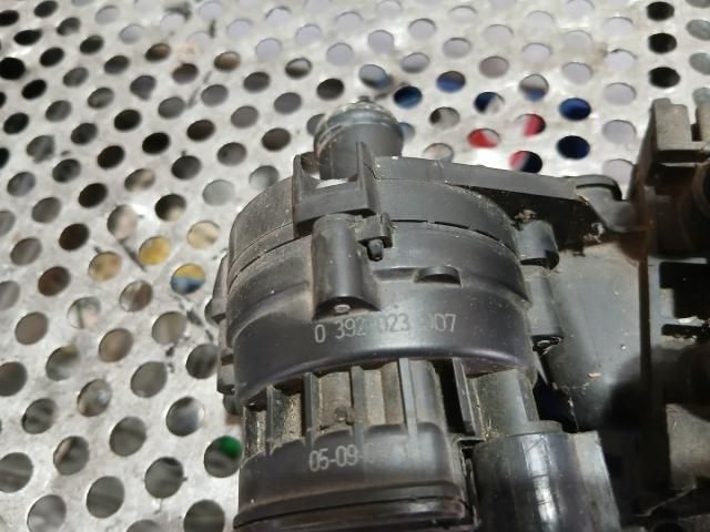 bontott AUDI A4 B8 Vízpumpa