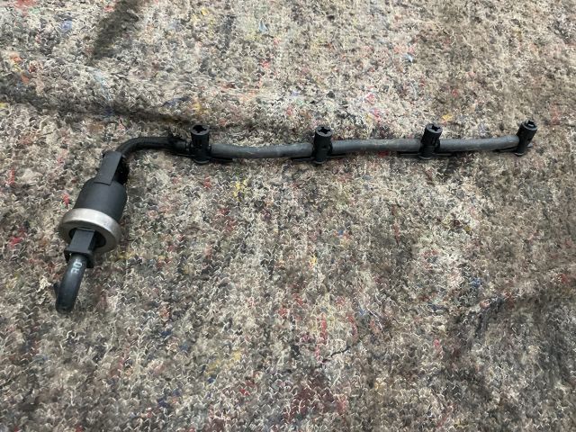 bontott AUDI A4 B8 Résolajcső