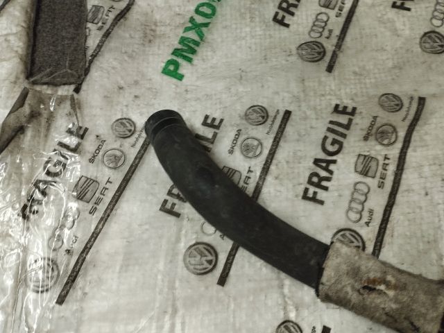 bontott AUDI A4 B8 Szervócső