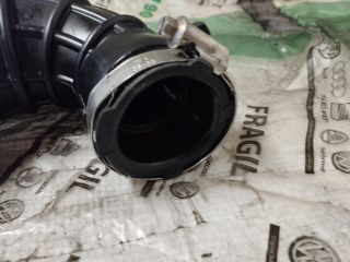 bontott AUDI A4 B8 Szívó Cső