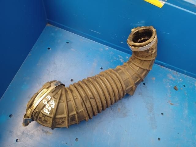 bontott AUDI A4 B8 Szívó Cső