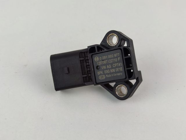 bontott AUDI A4 B8 Szívócső Nyomásérzékelő