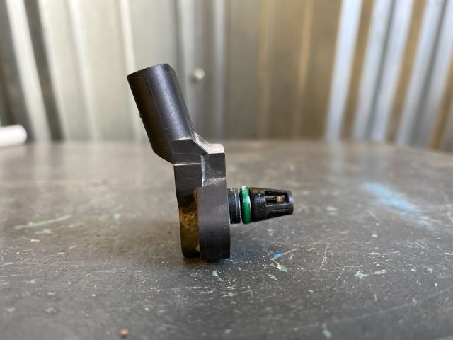 bontott AUDI A4 B8 Szívócső Nyomásérzékelő