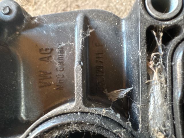 bontott AUDI A4 B8 Szívósor