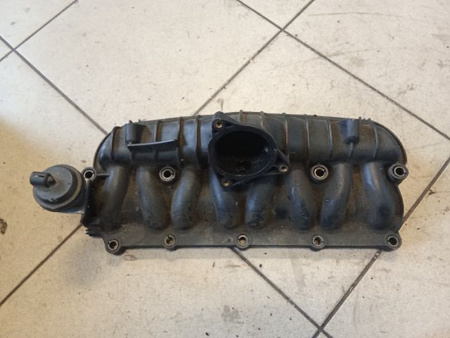 bontott AUDI A4 B8 Szívósor