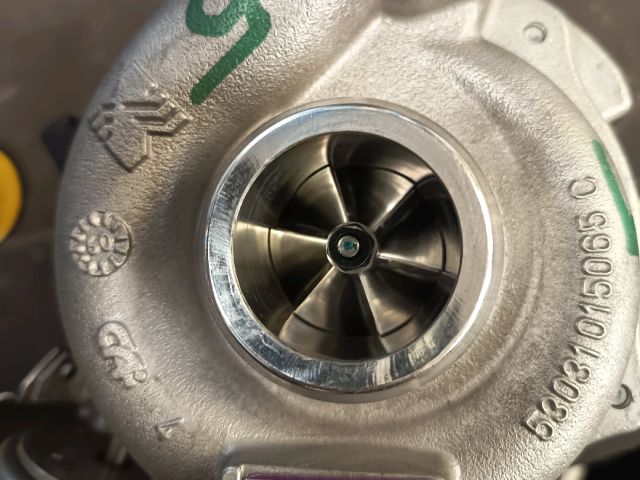 bontott AUDI A4 B8 Turbó