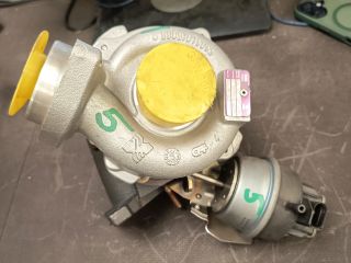 bontott AUDI A4 B8 Turbó