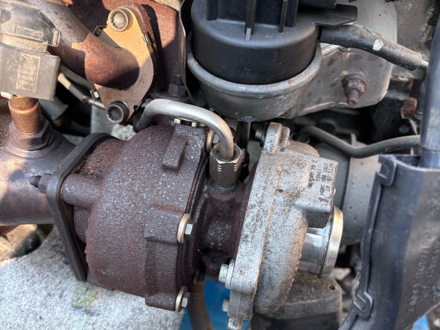 bontott AUDI A4 B8 Turbó