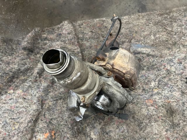 bontott AUDI A4 B8 Turbó