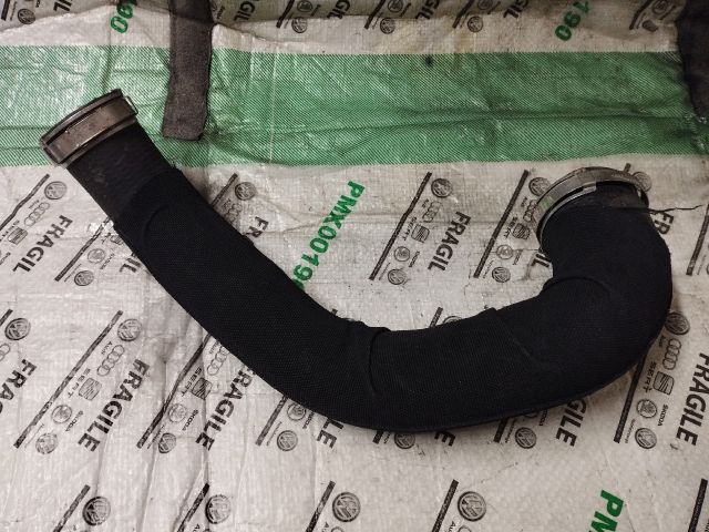 bontott AUDI A4 B8 Turbócső