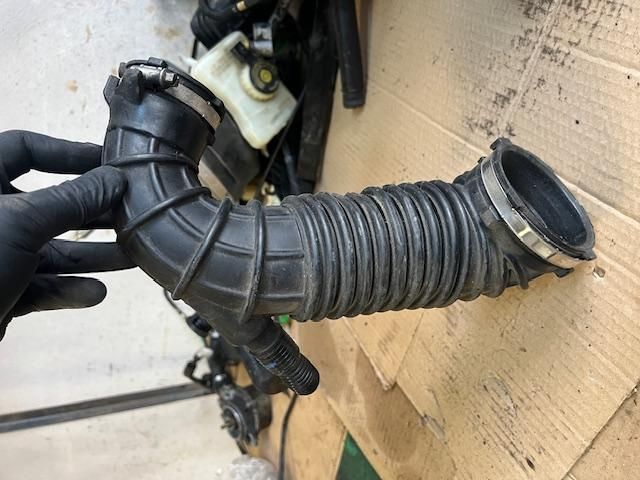 bontott AUDI A4 B8 Turbócső