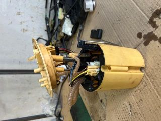 bontott AUDI A4 B8 Üzemanyag Szivattyú