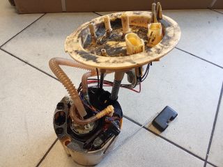 bontott AUDI A4 B8 Üzemanyag Szivattyú