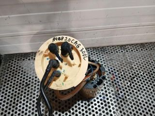 bontott AUDI A4 B8 Üzemanyag Szivattyú