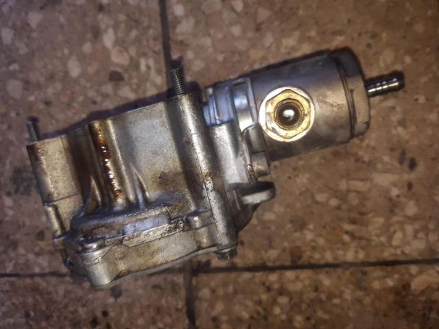 bontott AUDI A4 B8 Vákumpumpa