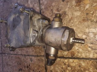 bontott AUDI A4 B8 Vákumpumpa