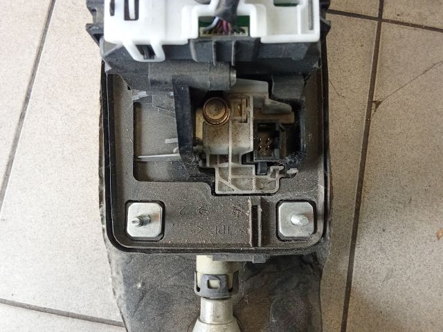 bontott AUDI A4 B8 Váltó Kulissza