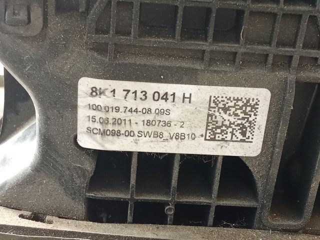 bontott AUDI A4 B8 Váltó Kulissza