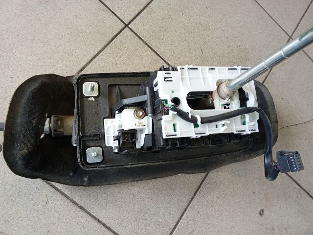 bontott AUDI A4 B8 Váltó Kulissza