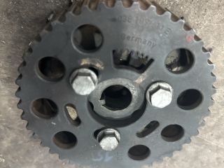 bontott AUDI A4 B8 Vezérműkerék Agy