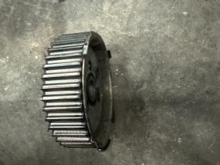 bontott AUDI A4 B8 Vezérműkerék Agy